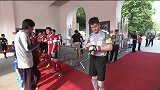 中超-14赛季-联赛-第6轮-富力建业球员等待入场-花絮