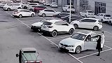 这样的“跪式”服务，换谁都要蒙圈，小姐姐：我需要给红包吗？