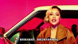 王菊真拼，穿短裤比安全裤还短，配长靴穿出大象腿，裤子都快崩了