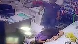 “渣男”找前女友聊天求复合 被拒后冲进办公室将其一顿暴揍