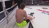 格斗-18年-慢镜回放！一龙究竟是踢裆犯规还是漂亮的转身踢KO？-精华