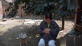 婆婆和小姑子合伙欺负儿媳，儿媳抱着双胞胎儿子跳河，结局感人！
