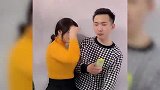 爆笑：妹妹该防还得防，这次是拉粑粑，下次可不一定了！