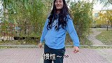 今天和女朋友刘阳光 教大家如何飞起来的抱抱  记住要点，抱住！！
