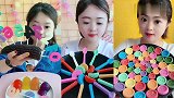 美女直播吃彩色数字巧克力，彩色扣子巧克力，是我向往的生活