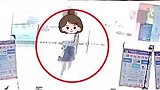女子怀疑自己被诈骗，在警务室里徘徊许久