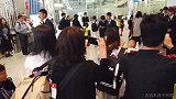 日本队开启美洲杯新征程！穿上一身帅气西装 把头发梳成大人模样