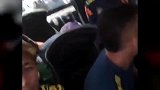 内马尔马塞洛率队大巴上玩桑巴乐 这幕酷似当年小罗+大罗