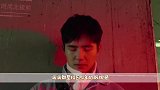 谁家少年初长成！刘昊然线下造型太亮眼，泼墨西装精致优雅