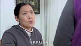 家庭主妇为钱发愁，老太太为了解决燃眉之急，连嘴里宝贝都想卖掉