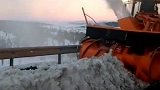极度舒适公路扬雪机