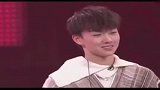 杨幂让华晨宇叫妈妈，华晨宇脸都红了，还是机智回应