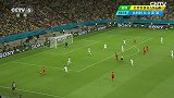 世界杯-14年-淘汰赛-1/8决赛-比利时队默滕斯门前包抄脚后跟射门偏出-花絮