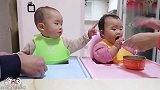 吃货双胞胎胃口好，哥哥吃饭争分夺秒，妹妹细嚼慢咽味道香