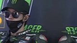 我的天，这个85号赛车手也太帅了吧！