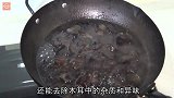 逢年过节凉菜不可少，教你做木耳花生开胃小菜，下酒下饭都不错