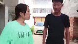 小伙拿彩礼给母亲治病，女友因此分手，3年后重逢小伙已经结婚了