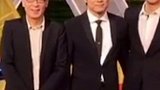 周一围 跑了十年龙套 终被章子怡 欣赏 换掉胡歌 力荐他成为男主 嚼着口香糖走红毯   千千万万