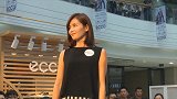 爱豆梦？刘涛穿S号女团服卖萌 说太紧了跳舞会崩开