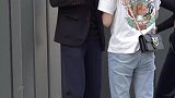 钱真的可以换来男朋友！