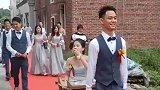 广东小伙结婚，伴郎让板车拉伴娘入场