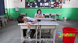 短剧：班里有个神奇垃圾桶，扔进去什么就变出什么，结局太搞笑了