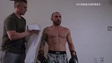 UFC266赛前纪实3：奥尔特加玩低趴改装车 大麻到场签到