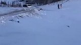 四驱牧马人，冰雪路面的表现可还满意？