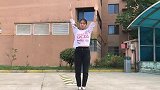 坚持原地双手上举，十天瘦手臂，简单好学，再也不去健身房了