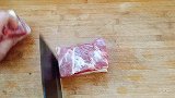 大厨分享红烧肉的家常做法，步骤清晰详细，先收藏了