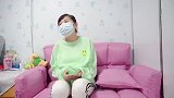 主人把小猫送走后，大猫的反应让人感动