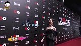 零下度红毯“事故频发”，赵丽颖直接冻哭，热巴不愧是风的宠儿