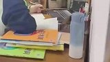 女儿逆袭后，爸爸激动得热泪盈眶