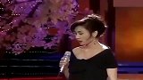 邝美云《唇印》唱的深情醉人，这双电眼，征服全场