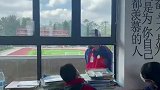 学生模仿班主任引发全班大笑，班主任不是我！我没有！