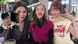 爆笑：能看出三个姐妹都40岁了吗