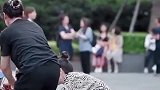 这个正能量必须点赞！