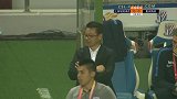 瓜三分扣球过人送爆射 皮球直接击中看台观众