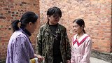 农村小伙领女友回家，女友看一眼他母亲，吓得赶紧跑，结局感动了