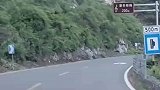 会唱歌的音乐路面，车子经过时它才会开口