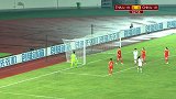 泰国获得前场位置极佳任意球 远距离直接打门被门将扑出