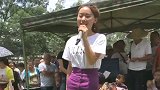 民间歌手献唱《凤凰飞》，嘹亮的歌声，好听的停不下来！