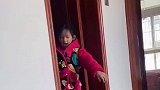 打弟弟一定要趁早，长大了就不好下手了