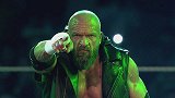 WWE最前沿：出道25年！这个男人无愧于游戏之王的称号