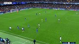 第66分钟瓦伦西亚球员罗德里戈射门 - 打偏