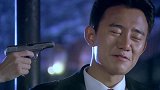 特工半夜遭人偷袭，谁料特工直接一个公主抱，原来俩人是夫妻！