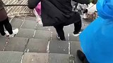 上山容易下山难，大哥漂移的步伐