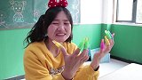 手工：无敌吃同学手指糖怕被发现，竟做无硼砂泥糖果套路，真逗