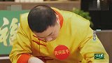 大厨演示刀工，切的面堪比头发丝，这才是真功夫呀！