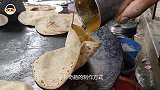 第一次见用“勺子剥鸡蛋”，转眼就能剥掉蛋壳，手法厉害了
